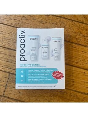 Proactiv Solution 3-Piece Skincare Kit with Salicylic Acid